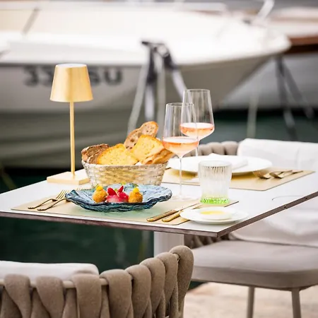 Lemongarden - Adults Only