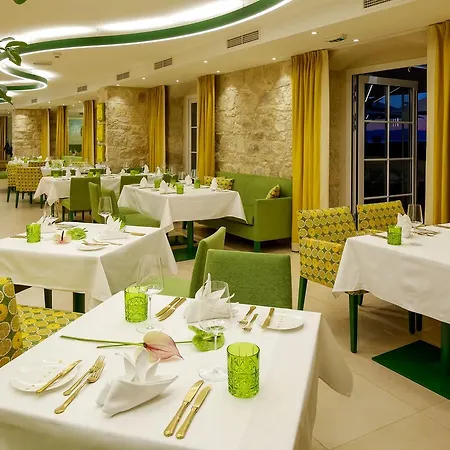 Lemongarden - Adults Only Hotel