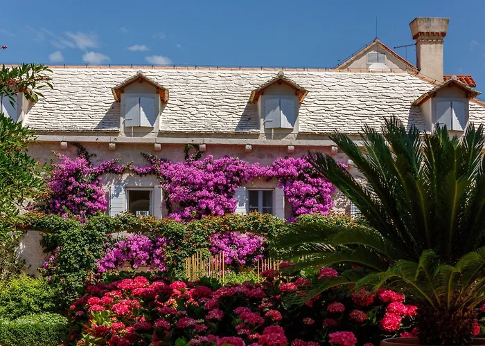 Lemongarden - Adults Only 5* Sutivan