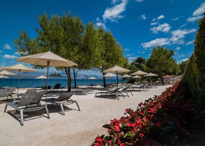 Hotel Lemongarden - Adults Only Sutivan