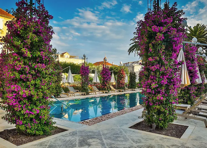 Hotel Lemongarden - Adults Only Sutivan